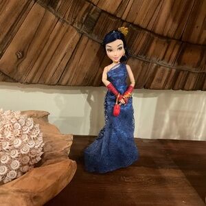 Disney Descendants 2 Evie Cotillion Doll